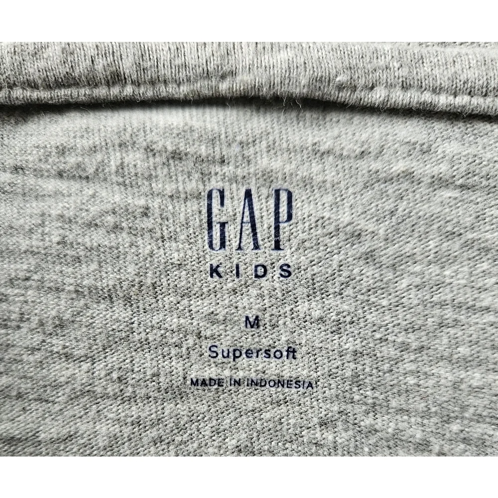 FREE WHEN ADDED TO BUNDLE - Gap Girls hooded t-shirt